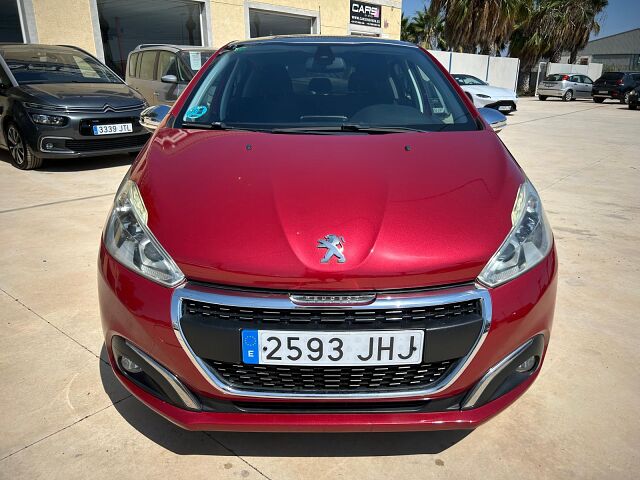 PEUGEOT 208 ALLURE 1.2 E-THP AUTO SPANISH LHD IN SPAIN 82000 MILES SUPERB 2015